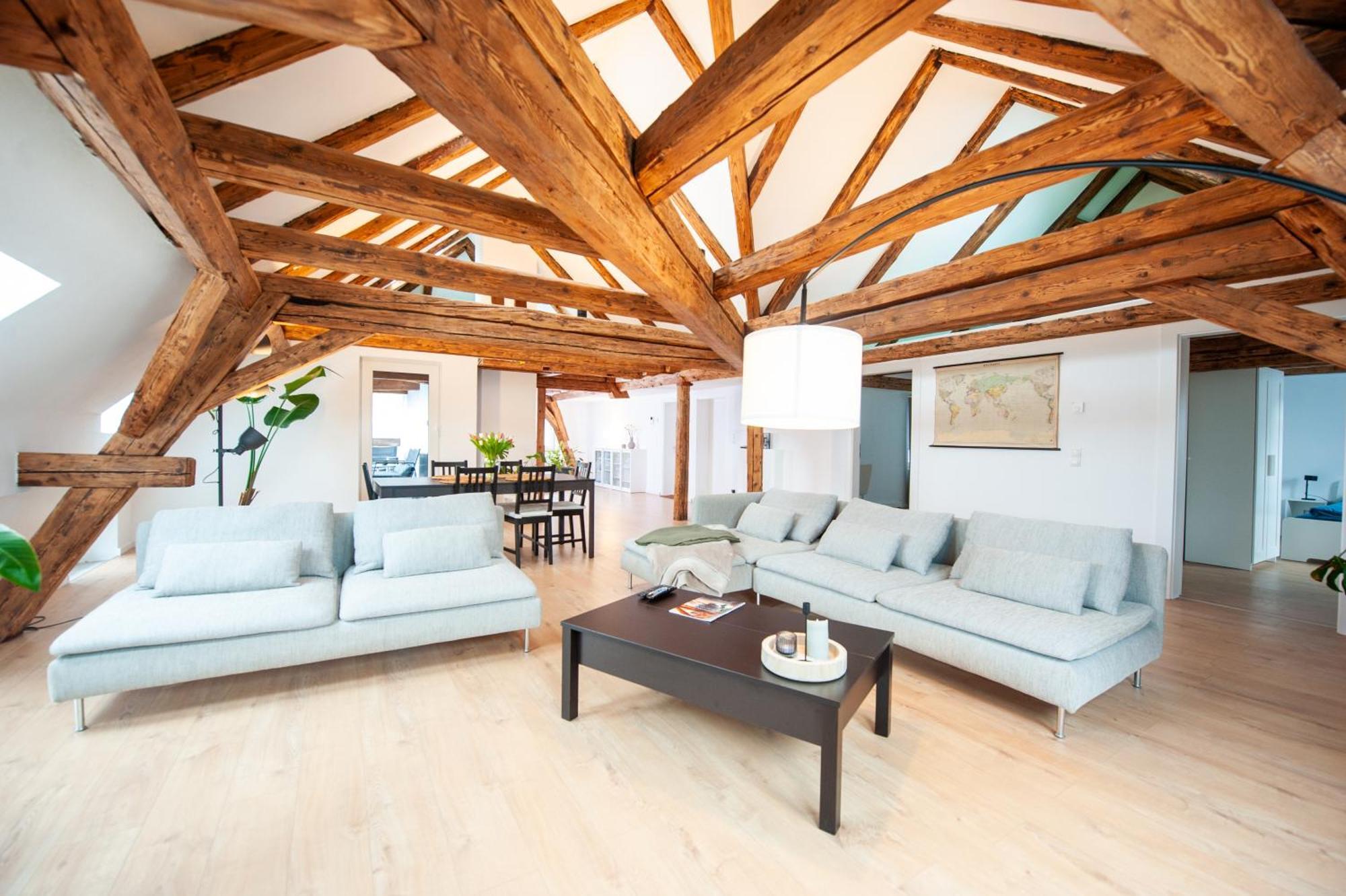 Schlossberg - Ferienwohnung Im Herzen Von Selb Exterior foto